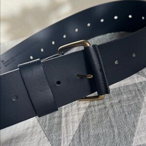 Perfect Diane Keaton belt ✨